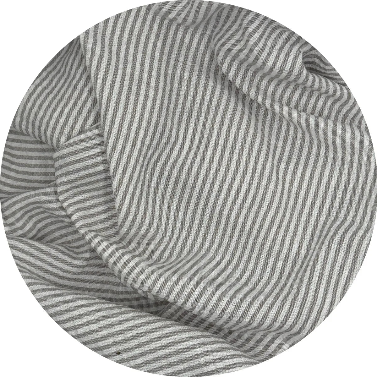 Lino Sastrero Raya Finita